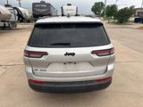 Used 2021 Jeep Grand Cherokee L Laredo image 4