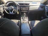Used 2017 Nissan Rogue S image 3