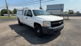 Used 2007 Chevrolet Silverado 1500 W/T w/ Towing Package image 2