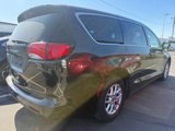 Used 2022 Chrysler Voyager LX image 3