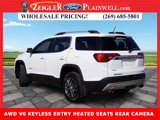 Used 2017 GMC Acadia SLT image 3