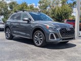 Used 2022 Audi Q5 2.0T Premium w/ Convenience Package image 2