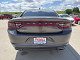 Used 2017 Dodge Charger SXT image 4