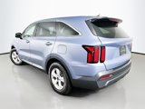 Certified 2022 Kia Sorento LX image 5