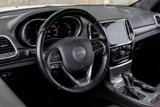 Used 2019 Jeep Grand Cherokee Limited image 4