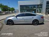 Used 2017 Toyota Avalon Touring image 3