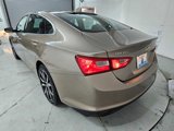 Used 2018 Chevrolet Malibu LT w/ Driver Confidence Package image 3