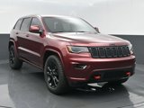 Used 2021 Jeep Grand Cherokee Laredo X image 2