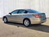 Used 2014 Nissan Altima 2.5 S w/ Display Audio Package image 3