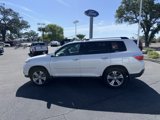 Used 2012 Toyota Highlander Limited image 3