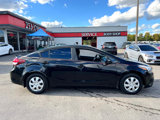 Used 2017 Kia Forte LX image 2