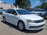Used 2015 Volkswagen Jetta SE image 3