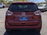 Used 2015 Nissan Rogue SV image 3