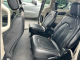 Used 2020 Chrysler Pacifica Touring-L image 5