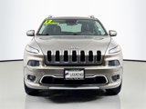 Used 2017 Jeep Cherokee Overland w/ Technology Group image 2