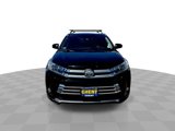 Used 2018 Toyota Highlander Limited image 3