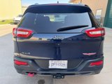 Used 2015 Jeep Cherokee Trailhawk image 6