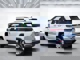 Used 2023 Jeep Grand Cherokee Laredo image 4