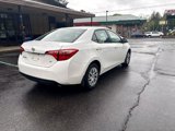 Used 2018 Toyota Corolla LE image 3