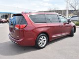 Used 2020 Chrysler Pacifica Limited image 6