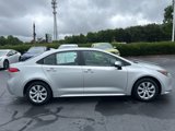 Used 2022 Toyota Corolla LE image 4