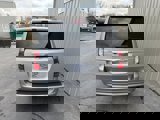 Used 2016 Chrysler Town & Country Touring w/ Driver Convenience Group image 4