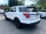 Used 2017 Ford Explorer XLT w/ Equipment Group 202A image 3