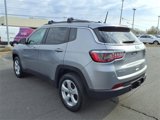 Used 2017 Jeep Compass Latitude w/ Cold Weather Group image 5