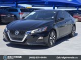 Used 2022 Nissan Altima 2.5 SV w/ SV Premium Package image 3