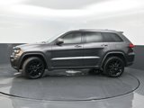 Used 2017 Jeep Grand Cherokee Altitude image 4