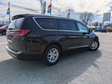 Used 2024 Chrysler Pacifica Touring-L image 5