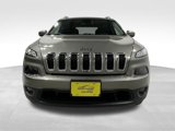Used 2017 Jeep Cherokee Latitude image 3
