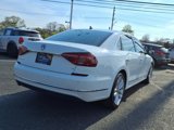 Used 2017 Volkswagen Passat 1.8T SEL Premium image 5