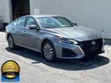 Used 2023 Nissan Altima 2.5 SV image 2