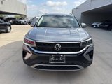 Used 2024 Volkswagen Taos SE image 2
