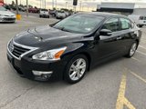 Used 2015 Nissan Altima 2.5 SL w/ Moonroof Package image 3