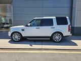 Used 2015 Land Rover LR4 HSE image 3