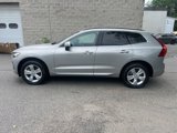 Used 2022 Volvo XC60 B5 Momentum w/ Climate Package image 2