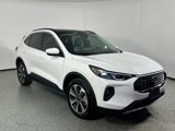 Used 2024 Ford Escape Platinum w/ Premium Technology Package image 3