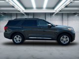 Used 2022 Ford Explorer XLT w/ Equipment Group 202A image 3