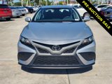 Used 2023 Toyota Camry SE image 2