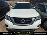 Used 2017 Nissan Pathfinder SV image 2