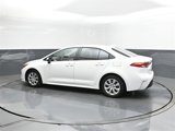 Used 2023 Toyota Corolla LE image 5