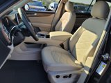 New 2025 Volkswagen Atlas SE image 4