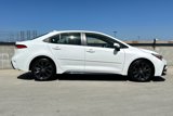 Used 2023 Toyota Corolla SE image 3