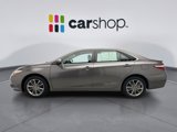 Used 2017 Toyota Camry SE image 2
