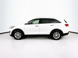 Used 2018 Kia Sorento LX image 4