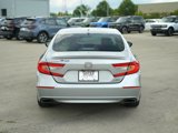 Used 2018 Honda Accord Sport image 6