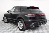 Certified 2024 Porsche Macan image 3