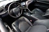 Used 2018 Toyota Camry SE image 4